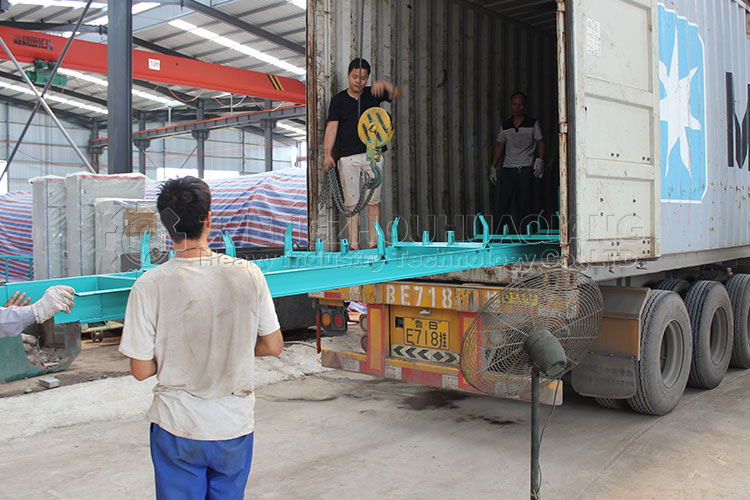 India Containers Loading In Our Factory
