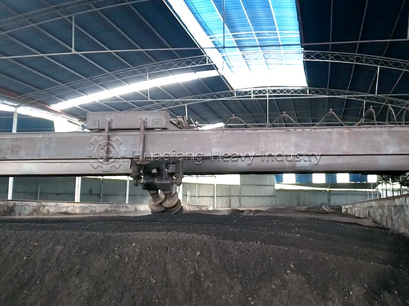 Double-screws Turning Machine