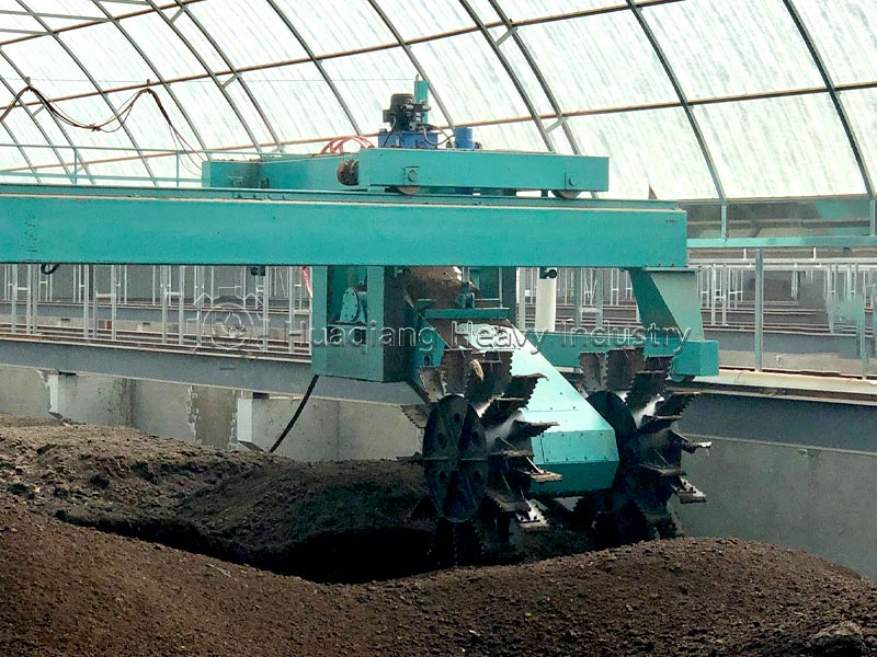 Large Wheel Compost Turning Machine