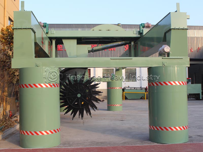 Large Wheel Compost Turning Machine